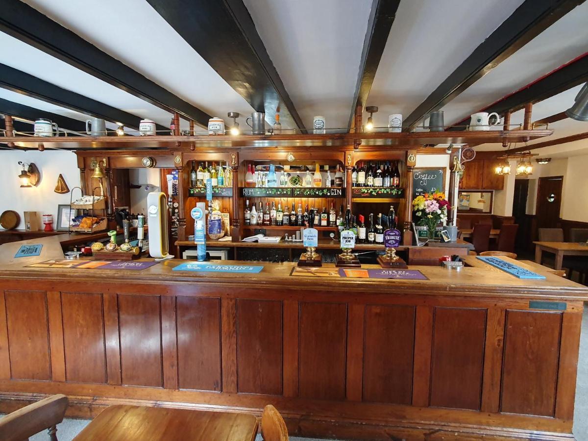 The Ship Inn Truro Exteriér fotografie